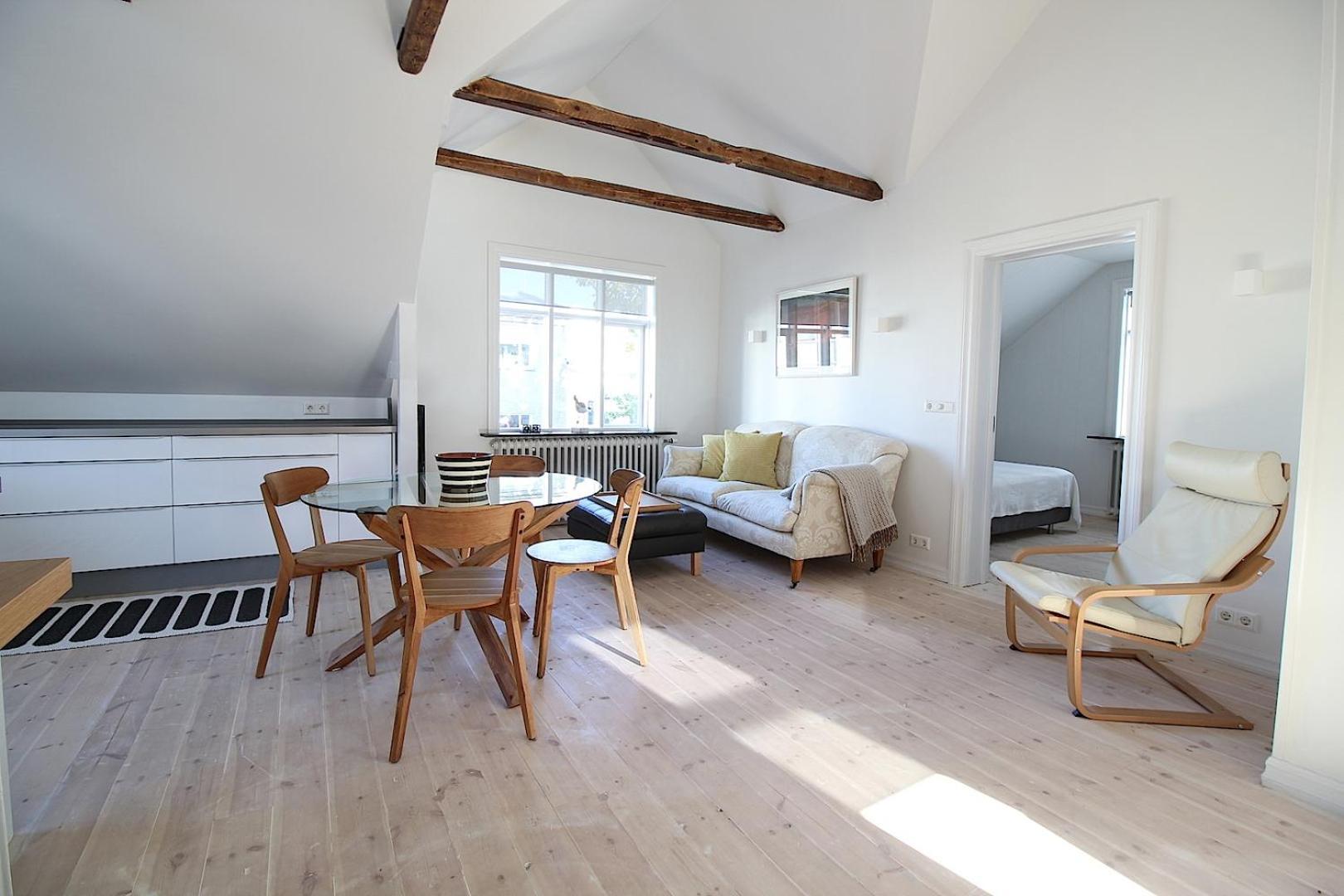 Apartamento Main Street Apt, The Location *